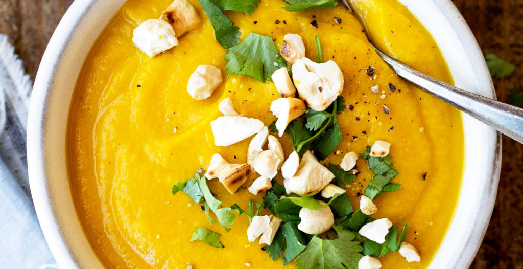 Creamy Carrot and White Bean Soup